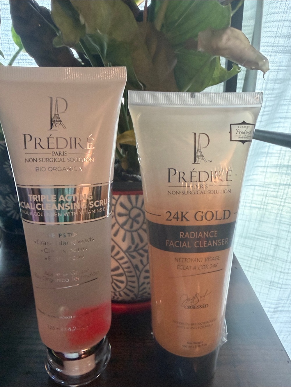 Predire Paris Triple action cleanser & 24K Gold Radiance Facial Cleanser - Gold